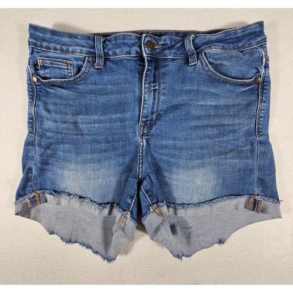 Judy Blue Los Angeles Medium Wash Frayed Hem Denim Shorts JB150038 MD Size 31